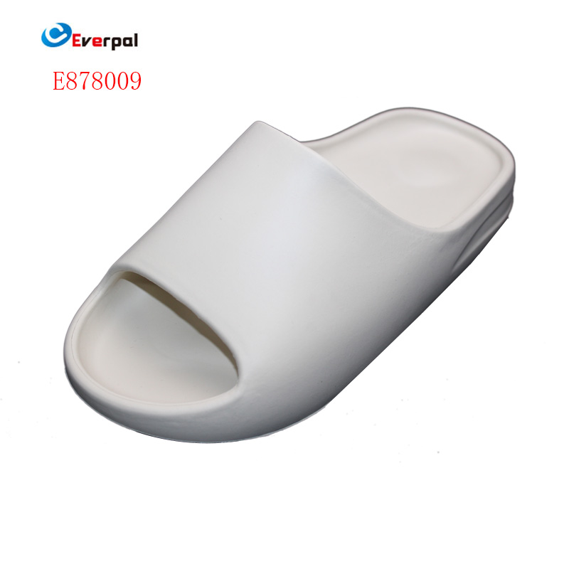Unisex Slide Slippers သည် အဘယ်ကြောင့် သက်တောင့်သက်သာရှိသော နေ့စဉ်ဖိနပ်များအတွက် စံပြရွေးချယ်မှုဖြစ်လာသနည်း။